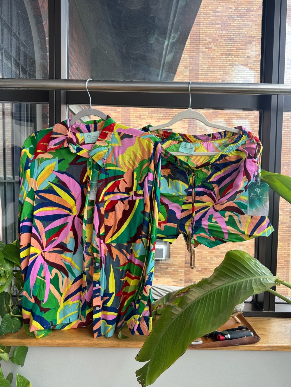 Tropical Print Drawstring Women's Shorts - Multi